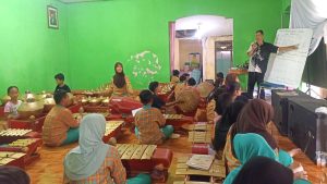 Read more about the article Kelas Mikro-Budaya: Memetri Bahasa, Musik, dan Cita Rasa dari Satu Negara dalam Seminggu